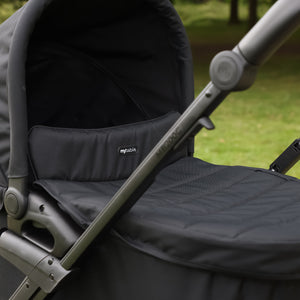 MB200 2-in-1 Pushchair & Carrycot - Onyx Black - Grade A