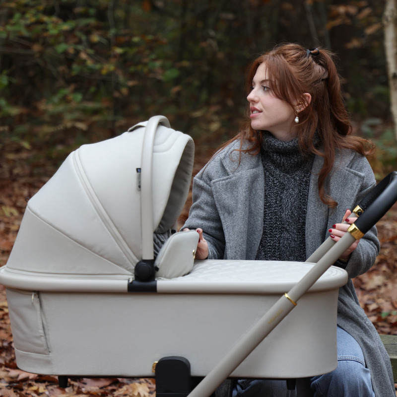 MB450 2-in-1 Pushchair & Carrycot Travel System - Ivory - Grade C