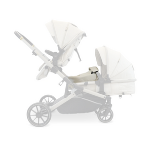 MB33 - Ivory footmuff